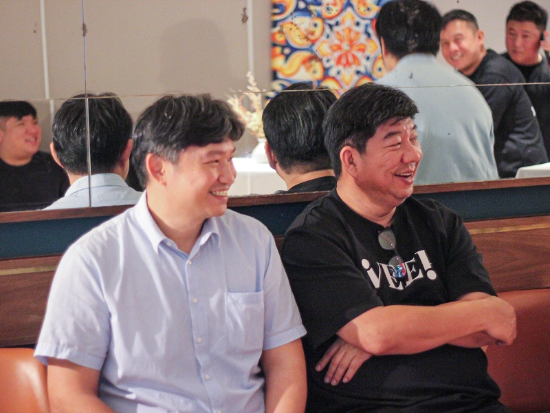 Members listening during an ABLC expert session